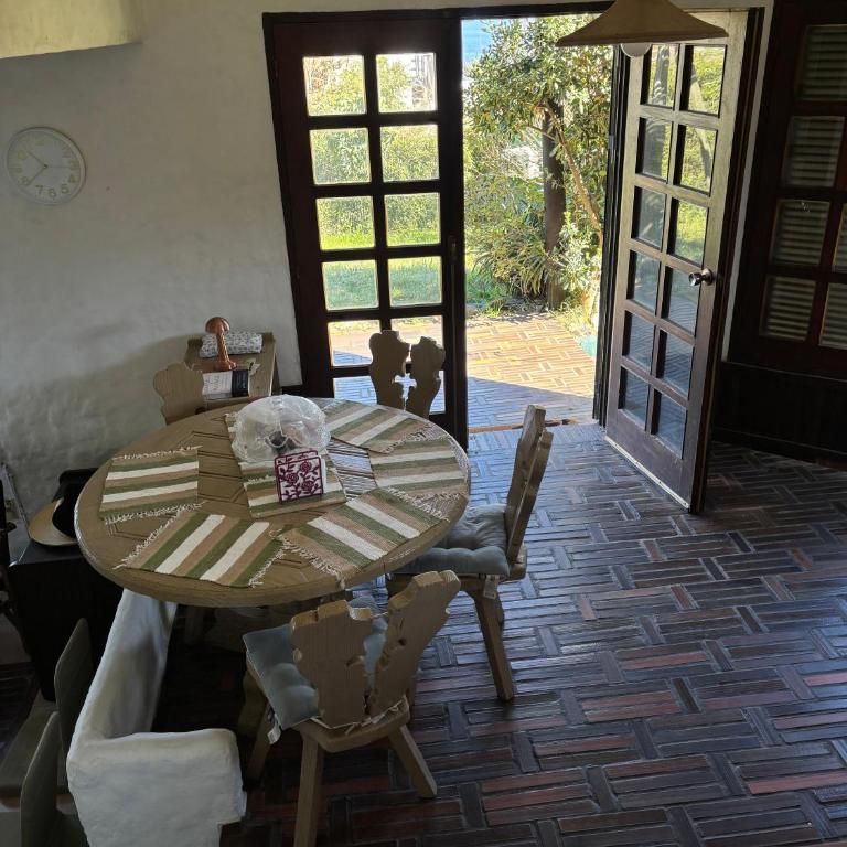 Casa amplia y luminosa a 100mts del mar - Casa de 2 dormitorios - 27