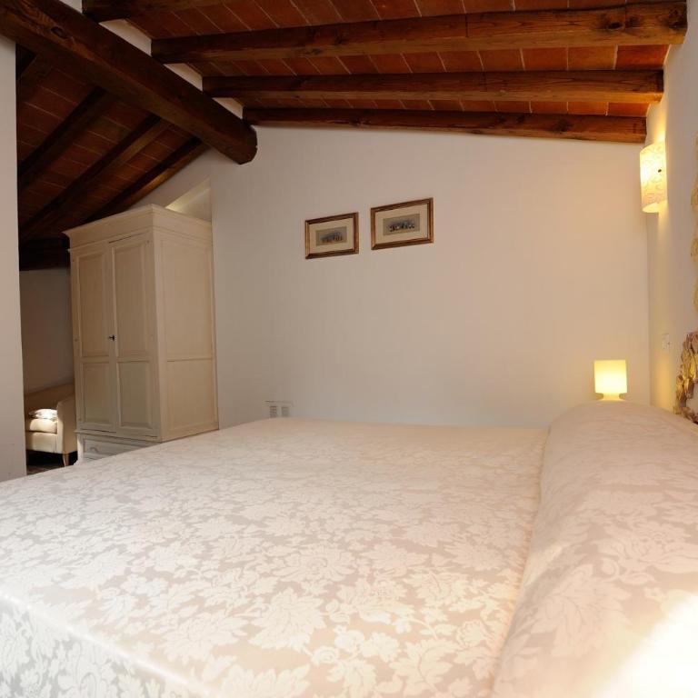 Agriturismo Borgo Nuovo Di Mulinelli - Camera Matrimoniale - 1