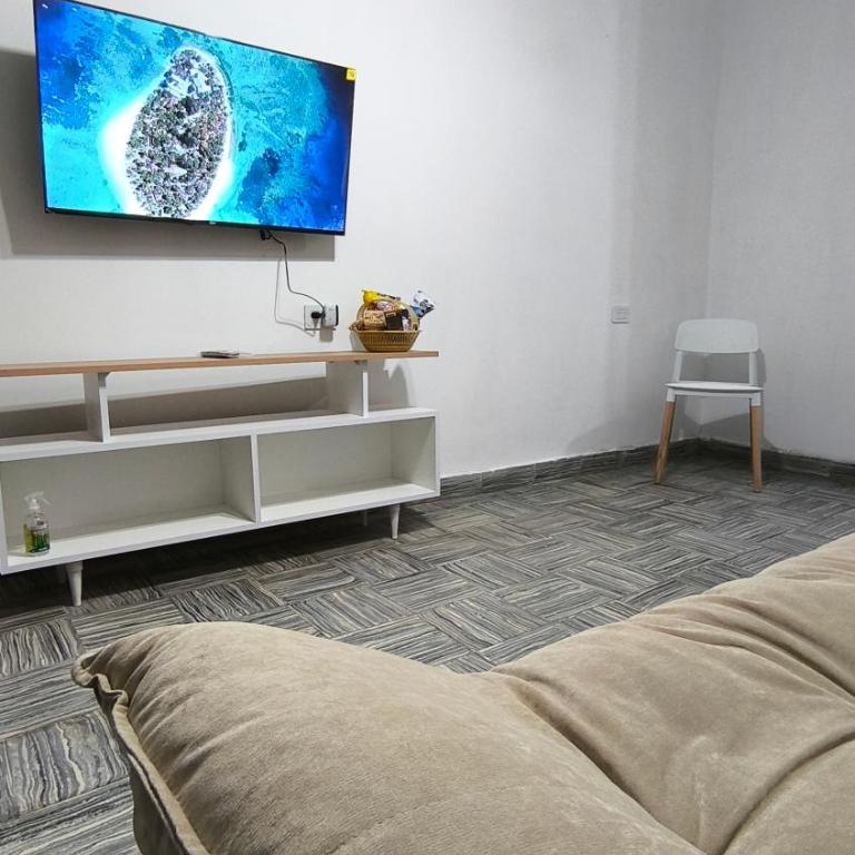 Hermoso Depto Renovado y Cómodo - One-Bedroom Apartment with View - 6