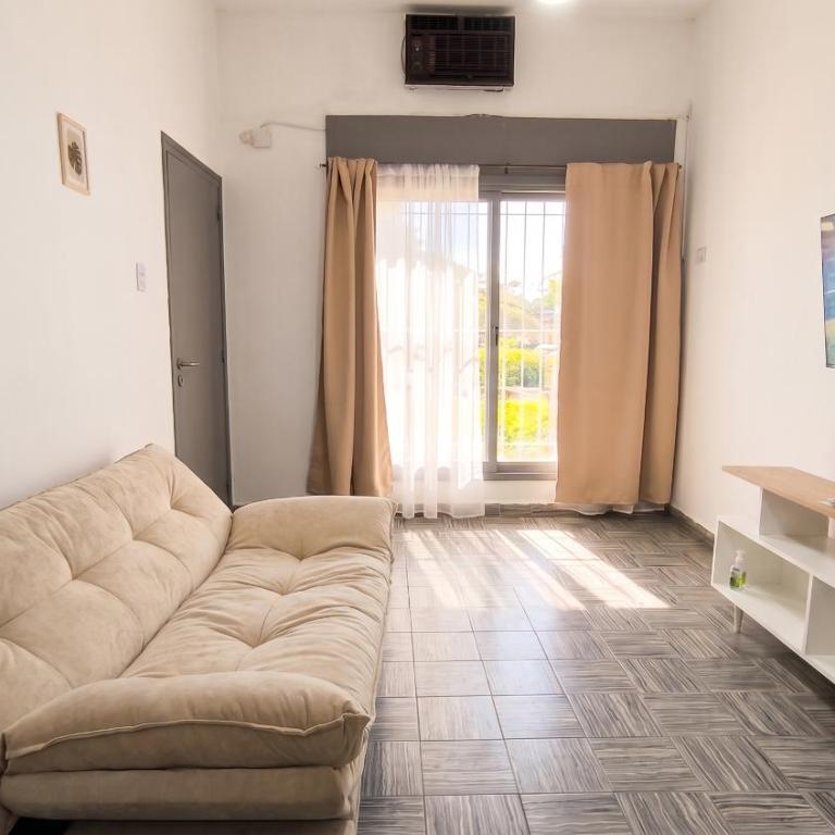 Hermoso Depto Renovado y Cómodo - One-Bedroom Apartment with View - 1