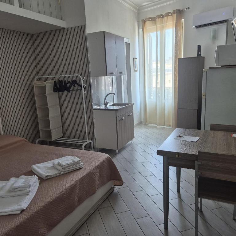 "Pippo" Studio At Historical Center - Casa con 1 Camera da Letto - 10