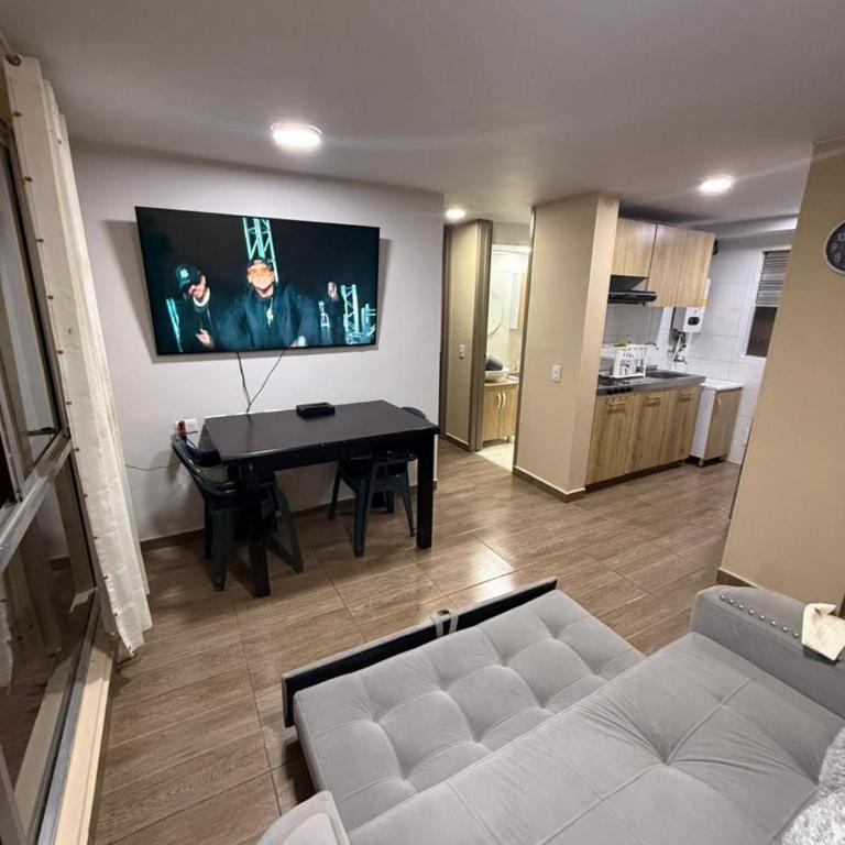 Fly At Home Bogotá - Two-Bedroom Apartment - 3