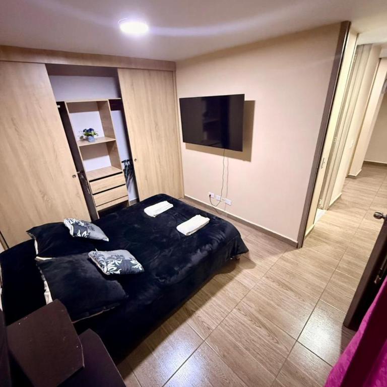 Fly At Home Bogotá - Two-Bedroom Apartment - 14