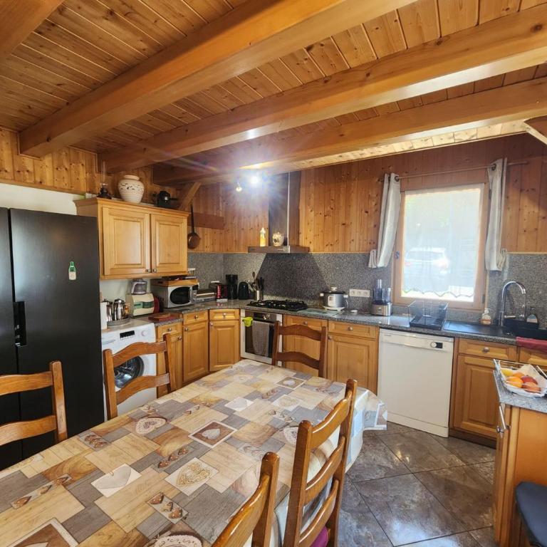 Chalet avec Wifi - 6 pers. - FR-1-846-42 - Chalet - 2
