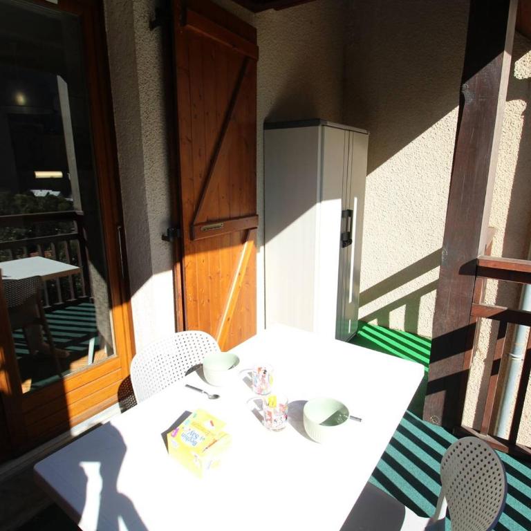 Appartement calme avec parking, animaux OK - 4 pers, vue montagne - FR-1-313-252 - Appartement - 11