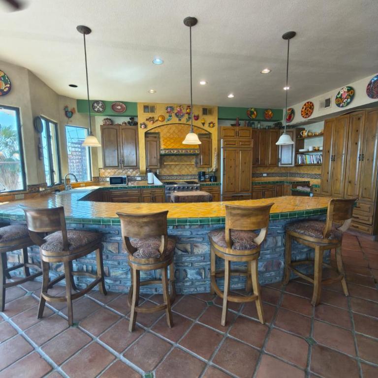 Hilltop 7BR Villa, Pool, Sea of Cortez Views - Casa - 6