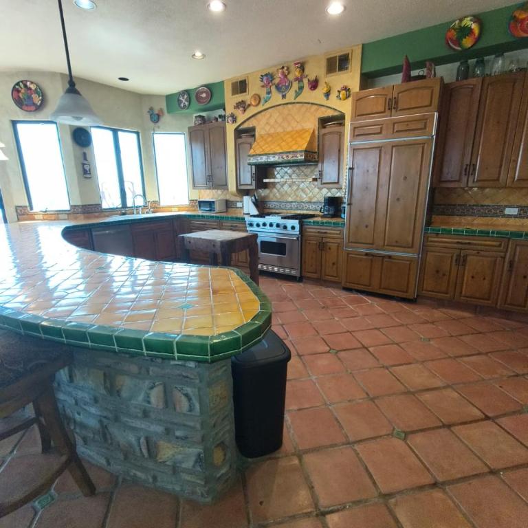 Hilltop 7BR Villa, Pool, Sea of Cortez Views - Casa - 23