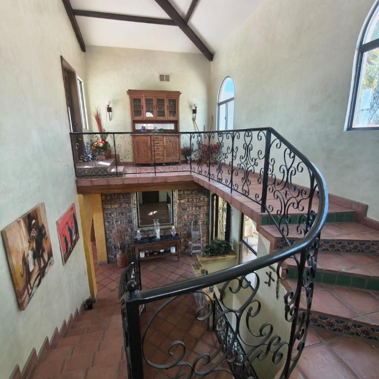 Hilltop 7BR Villa, Pool, Sea of Cortez Views - Casa - 24