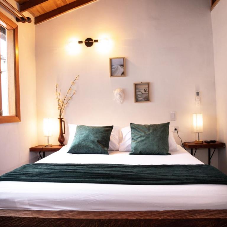 Cabañas Lobo Blanco - Apartaestudios en Laureles Medellín - Studio Apartment with One Double Bed - 2