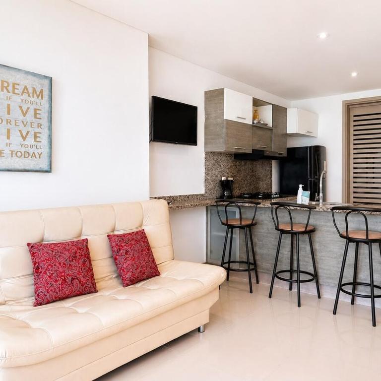 Beachfront apartment with a beautiful ocean view - One-Bedroom Apartment - 9