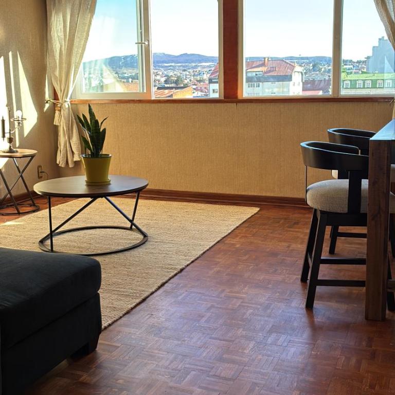 central duplex punta arenas - Three-Bedroom Apartment with View - 1