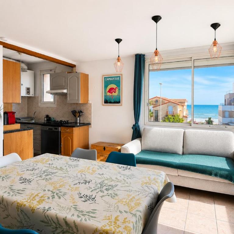 Brise Marine - Appartement 2 chambres avec balcon, vue mer & parking privé à 30 m de la plage - Appartement 2 Chambres avec Balcon et Vue sur la Mer - 4