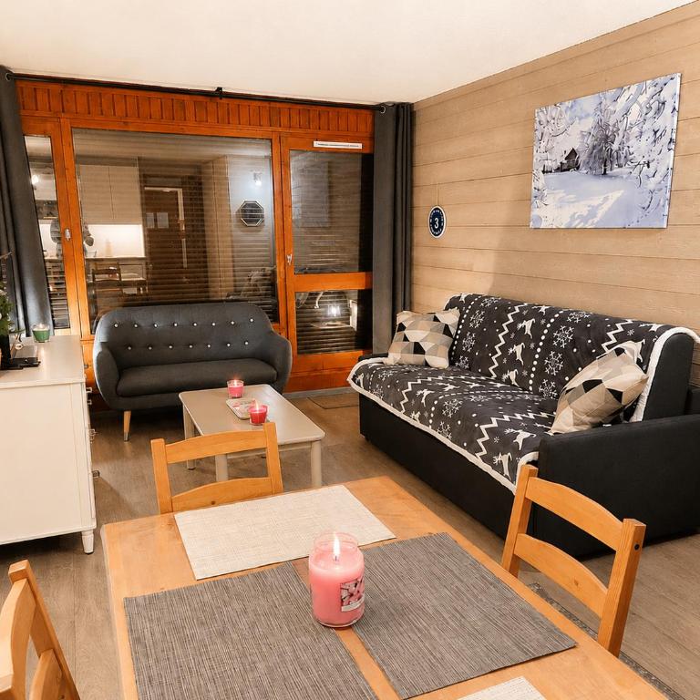 LE PLEIN SUD - Ski aux pieds, Jandri Express - Ménage inclus - Appartement avec Vue sur la Montagne - 5