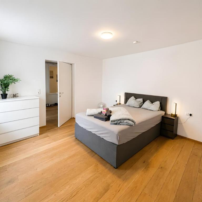 Aldrans Apartment with 3 bedrooms - Apartment mit 3 Schlafzimmern - 1