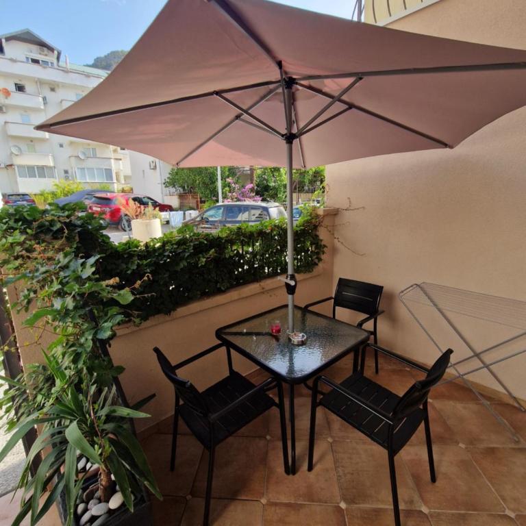 Guest House Damjana - Deluks Soba s Bračnim Krevetom i Pomoćnim Ležajem - 9