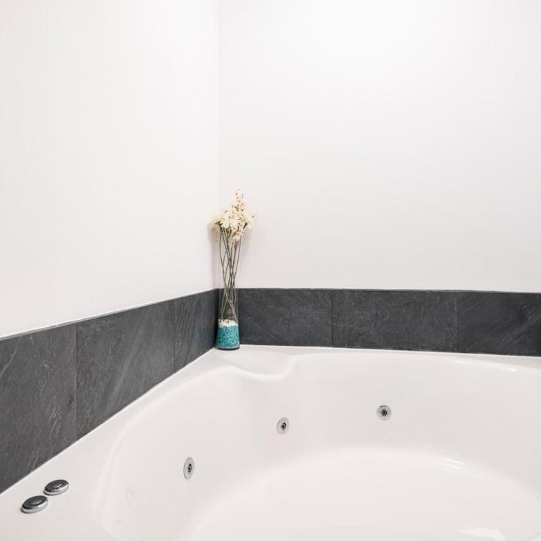 Ruzafa apartment with a hot tub - Apartamento de 2 dormitorios con balcón - 38