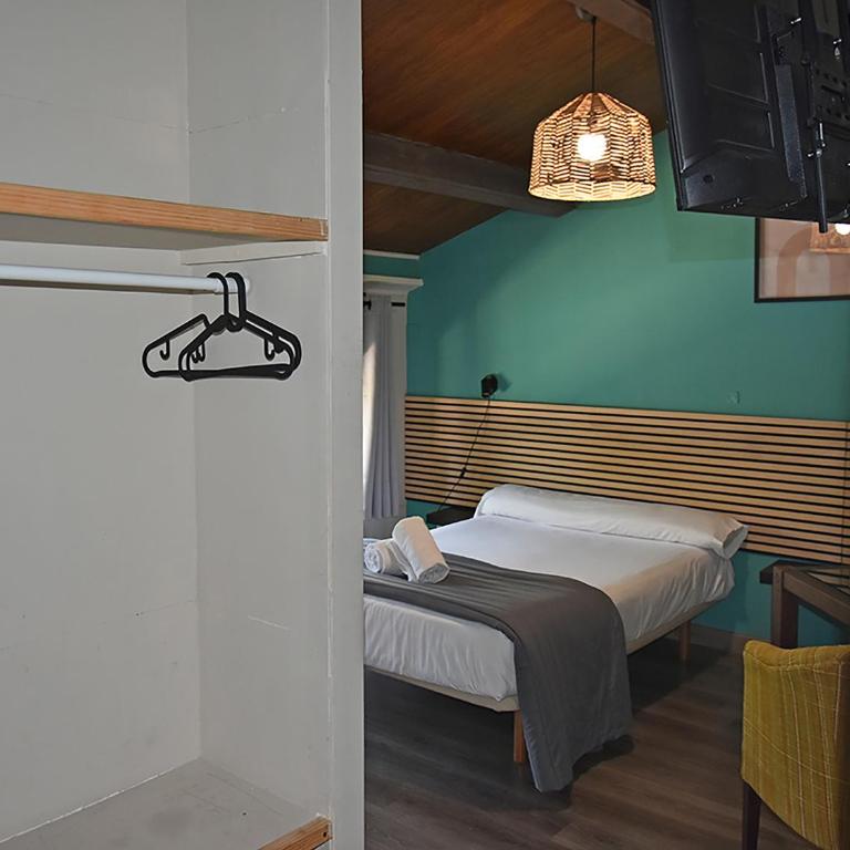 Hotel Rural Pirineo Jacetania 3000 - Habitación Triple - 28