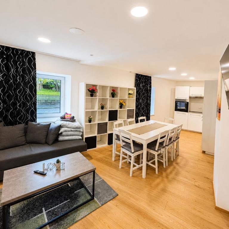 Aldrans Apartment with 3 bedrooms - Apartment mit 3 Schlafzimmern - 4