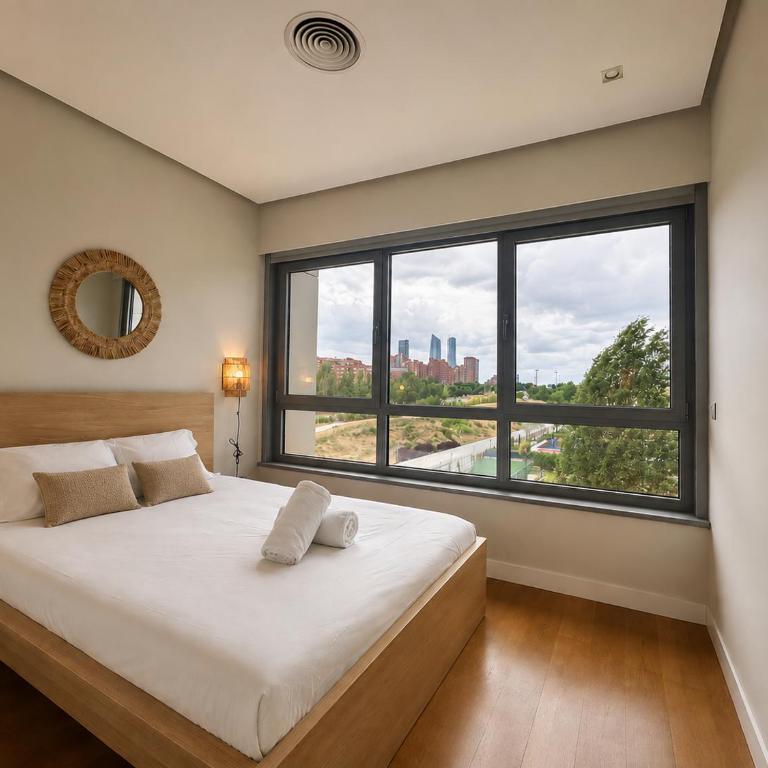Apartamento Clásico con balcón en Sanchinarro - Apartment mit 2 Schlafzimmern - 5