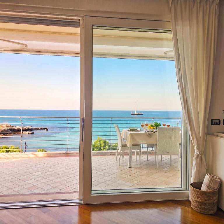 ClickSardegna SeaBreeze Alghero Luxury Waterfront Apartment - Appartement 2 Chambres - 3