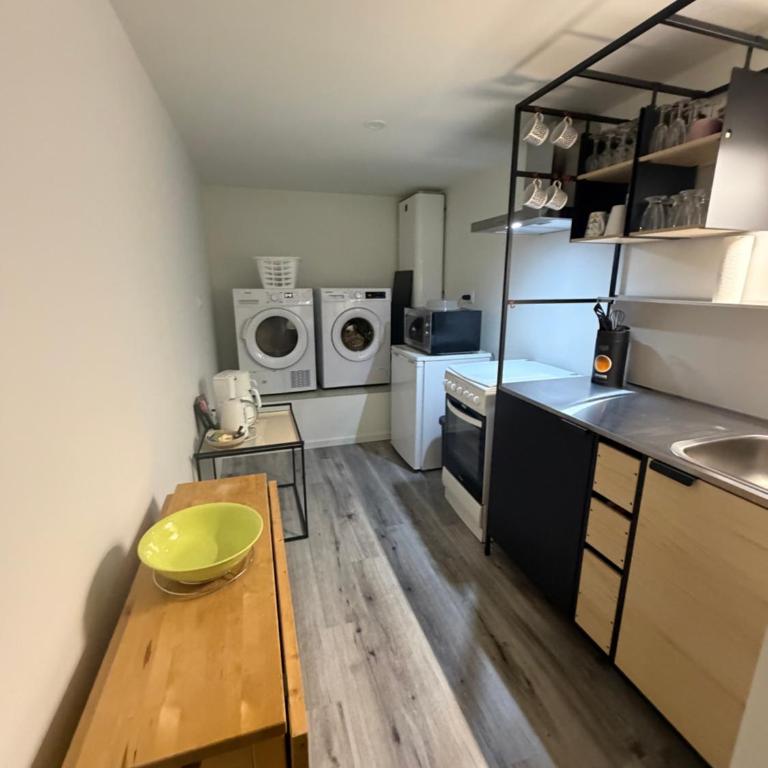 T1 bis, 33m2, avec cuisine, en hyper centre, Aix les Bains - Appartement 1 Chambre - 9