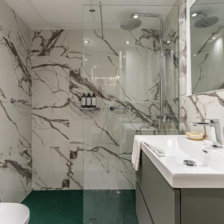 Queen's Salamanca III - Alojamiento Corta Estancia - Apartment mit 3 Schlafzimmern - 30