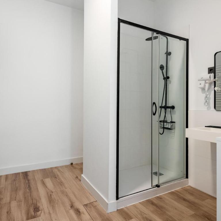 MyHouseSpain - 7Stay Madrid - Camera Matrimoniale Deluxe con Balcone - 3