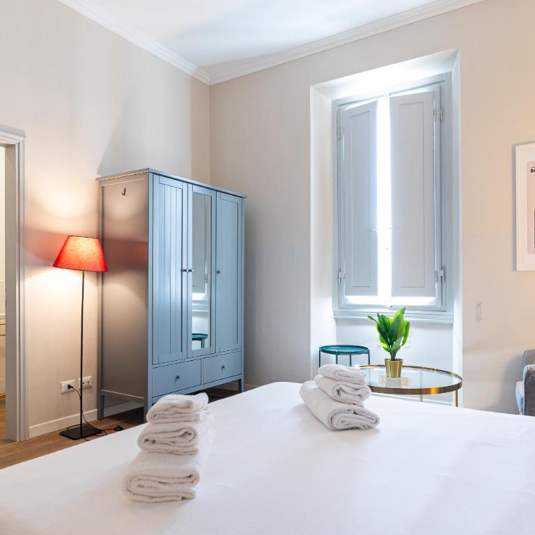 Foster Guest House - Three-Bedroom Apartment - 4