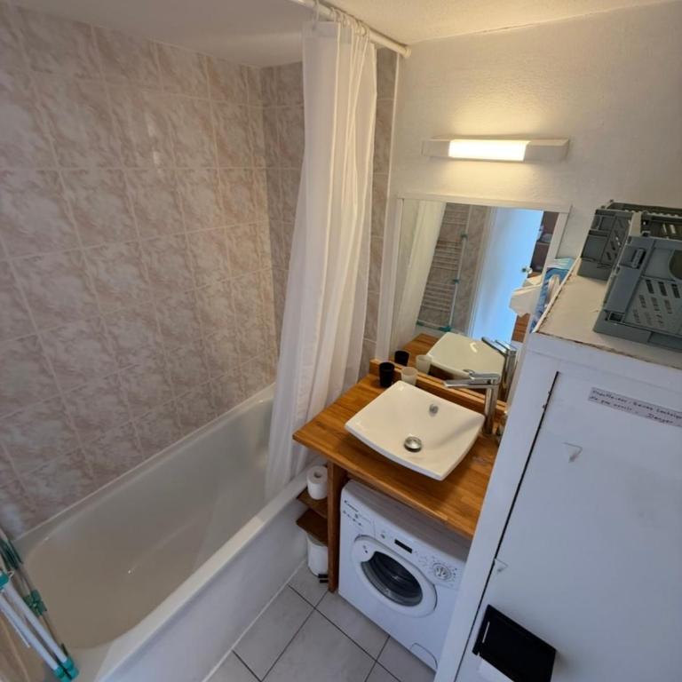 Studio proche de la plage avec balcon - Studio - 5