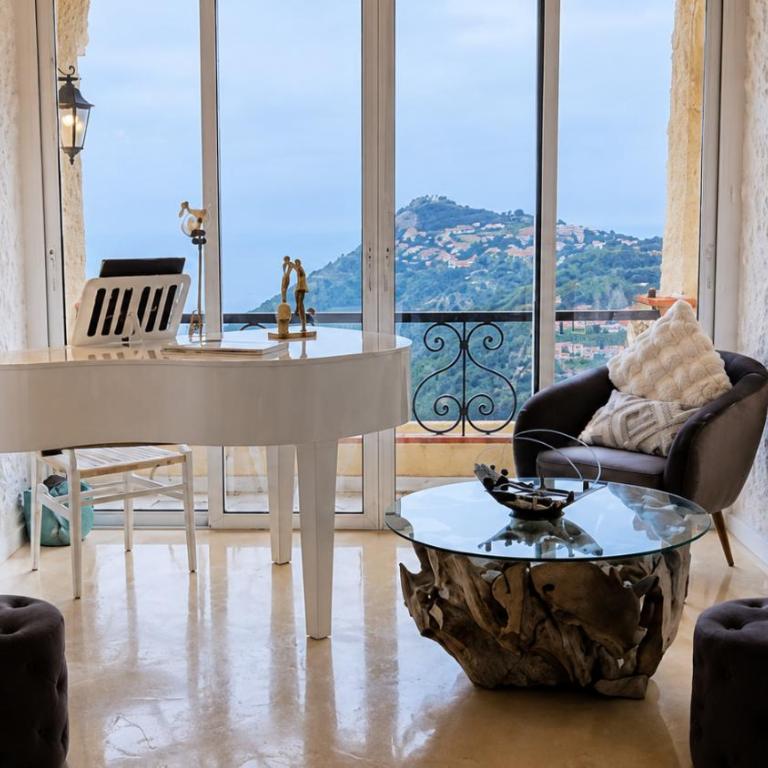 La Turbie Villa with Monaco Views, Pool & Sauna - Villa - 87