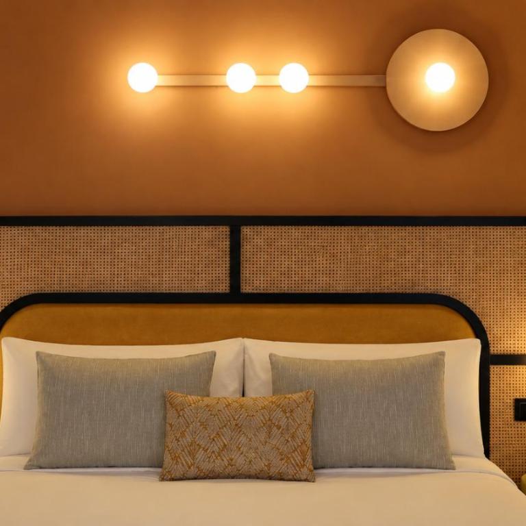 Hotel Casa Beatas - Zimmer mit Kingsize-Bett und Balkon - 8
