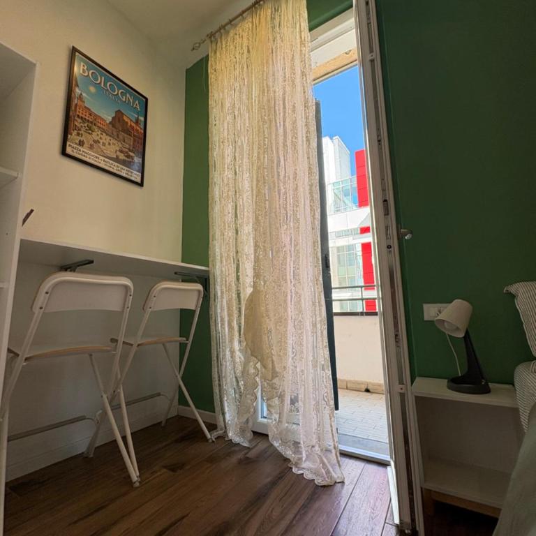 CAMERA e BAGNO PRIVATO a 3 minuti dalla Stazione - Doppelzimmer mit Terrasse - 9