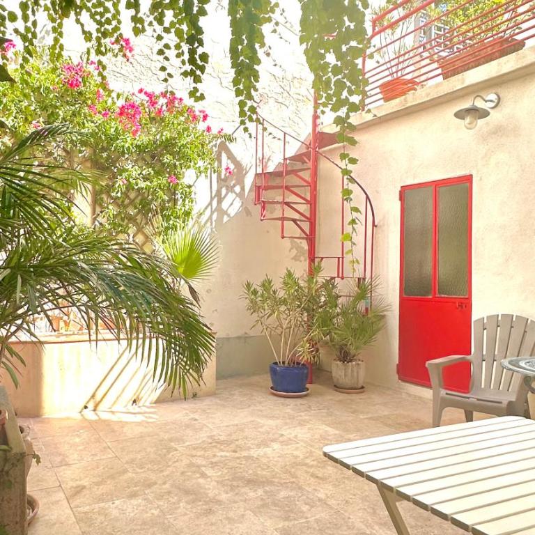 Gite AVIGNON BOUGAINVILLIER - Maison 3 Chambres - 16