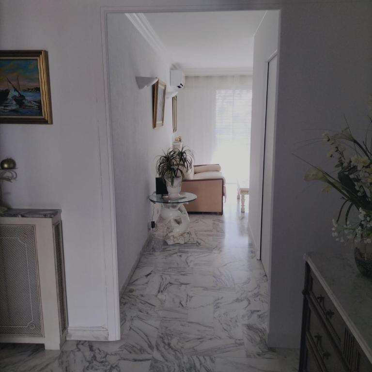 Confortable appartement centre-ville - Appartement 2 Chambres - 10