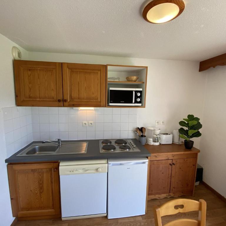Résidence La Marmotte La Crete Du Berger - 2 Pièces pour 4 Personnes MAE-8124 - Appartement - 4