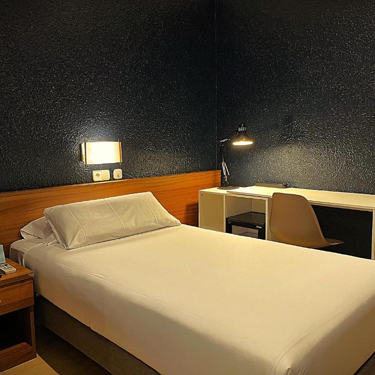 Hostal Iznájar Barcelona - Habitación Individual - 14