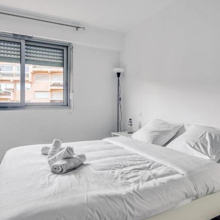 Bright apartment with a view in Antibes - Apartment - 6