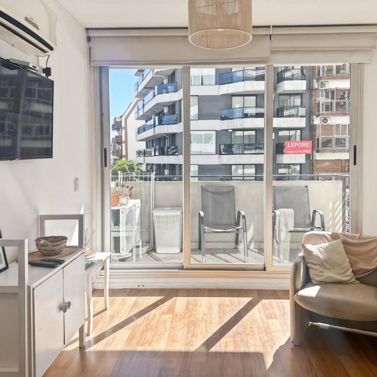 Charming Central Buenos Aires Apartment with City Views - Apartamento - 2