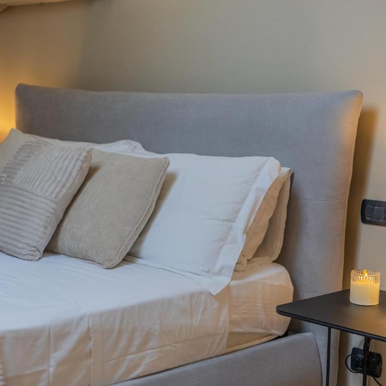Casa Borgovico - Two-Bedroom Apartment - 13