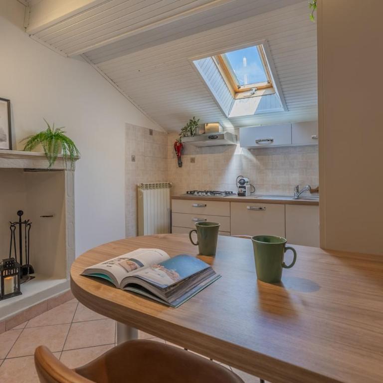 Casa Borgovico - Two-Bedroom Apartment - 16