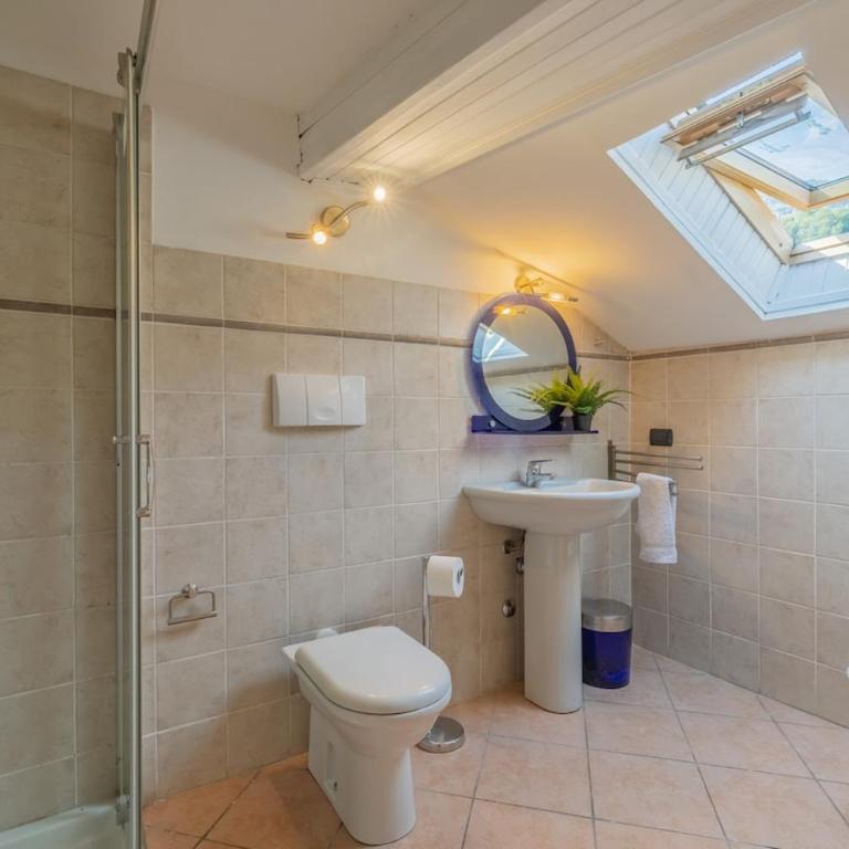 Casa Borgovico - Two-Bedroom Apartment - 20