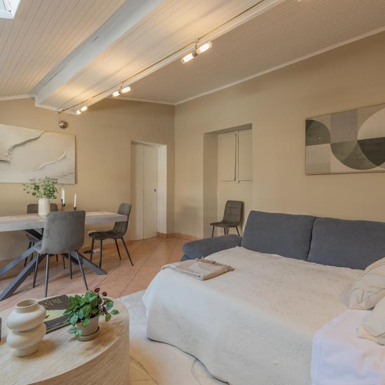 Casa Borgovico - Two-Bedroom Apartment - 30