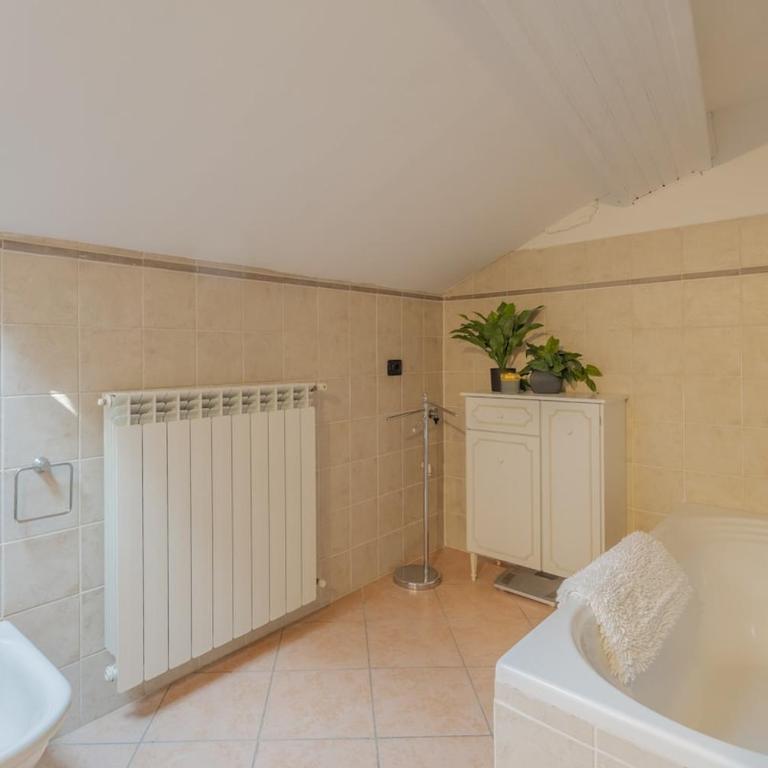 Casa Borgovico - Two-Bedroom Apartment - 39