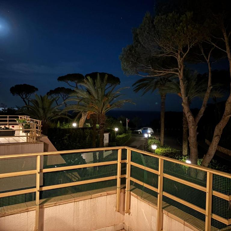 Precioso apartamento en S'Agaró con fantásticas vistas al mar - Apartamento de 1 dormitorio - 63