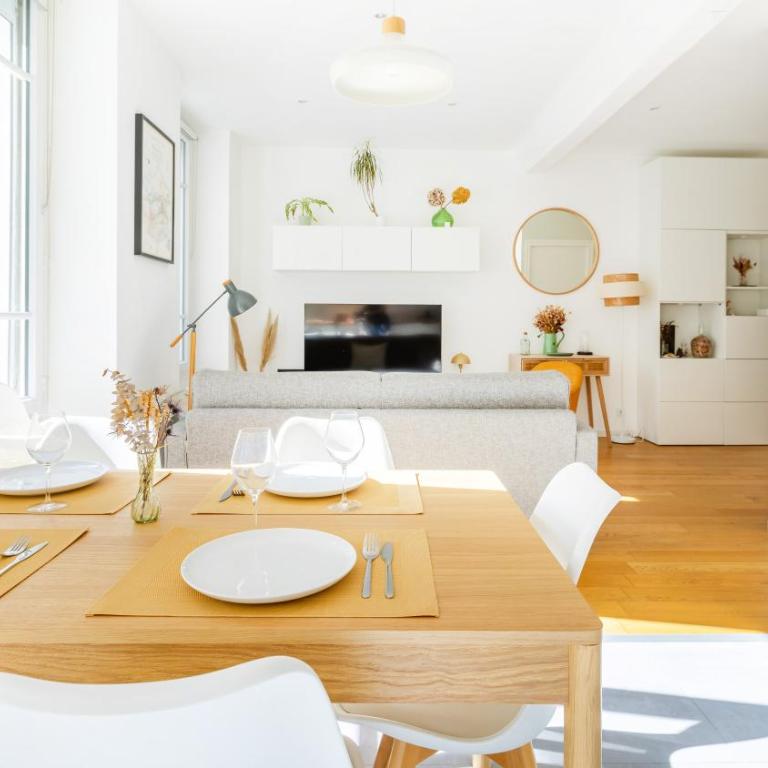 Bonne Nouvelle Home - Appt 2 chambres proche gare - Appartement - 22
