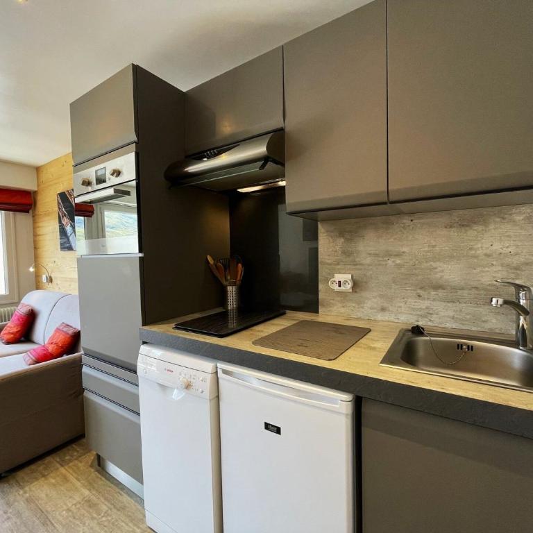 Résidence Oisans - Studio pour 4 entierement rénové ski aux pieds au coeur des Ménuires MAE-5514 - Studio - 10