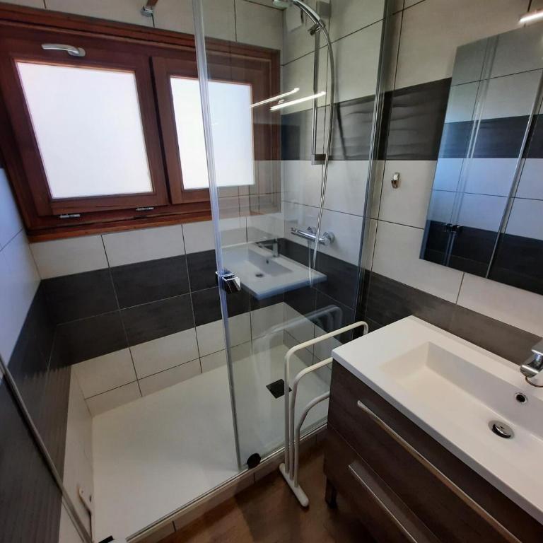 Résidence Pelvoux - Appartement pour 8 au coeur des Ménuires et ski aux pieds MAE-4394 - Apartment - 7