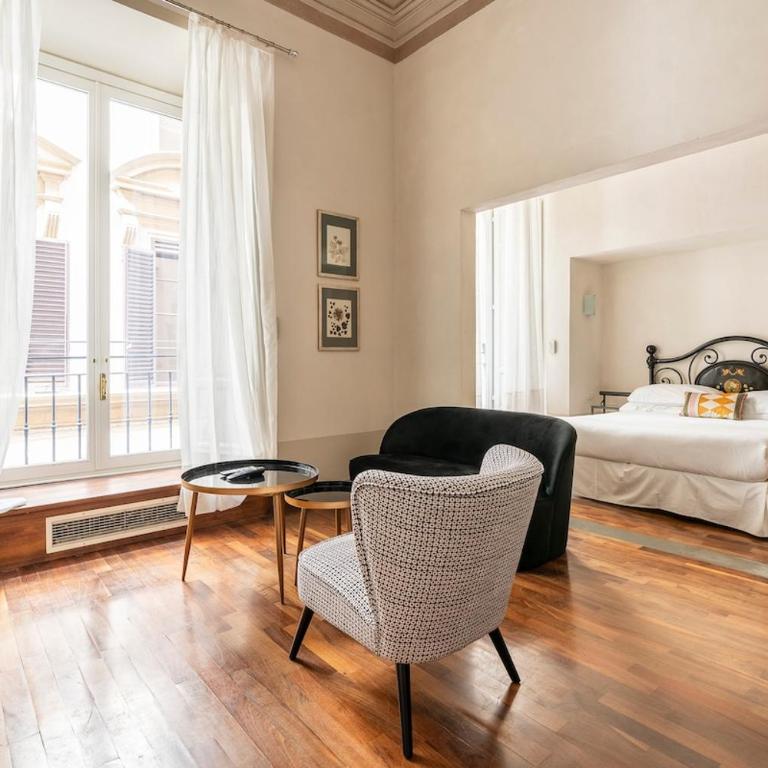 Noble Palace Loft in Florence Center - Two-Bedroom Apartment - 64