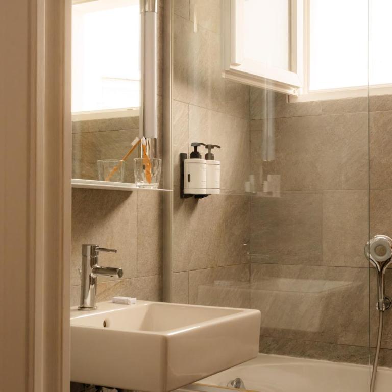 9Hotel Republique - Chambre Double Classique - 1