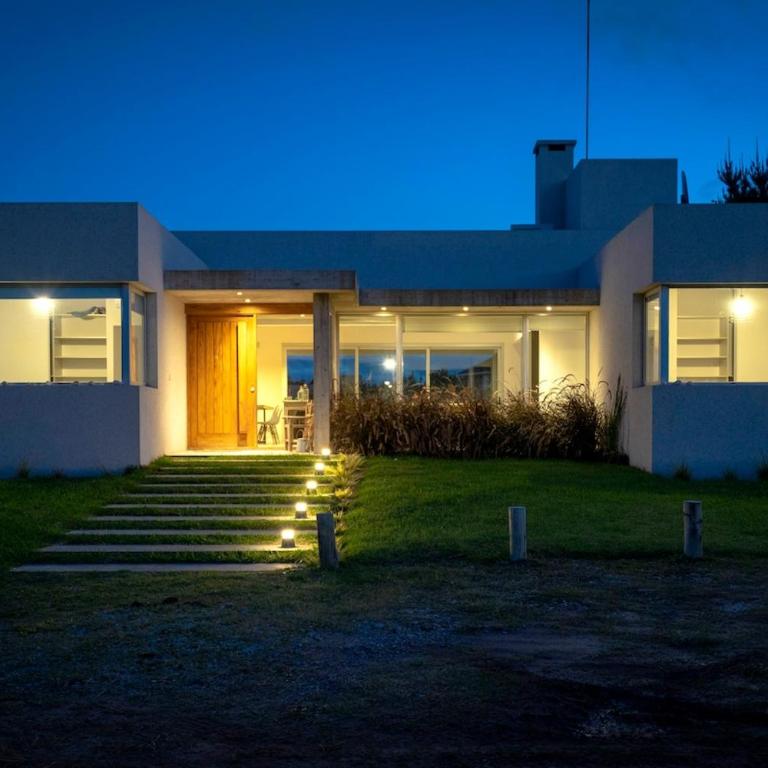 Casa Costa Esmeralda Con Pileta, 7 Personas, Hermosa! - Casa Vacacional de 3 dormitorios - 1